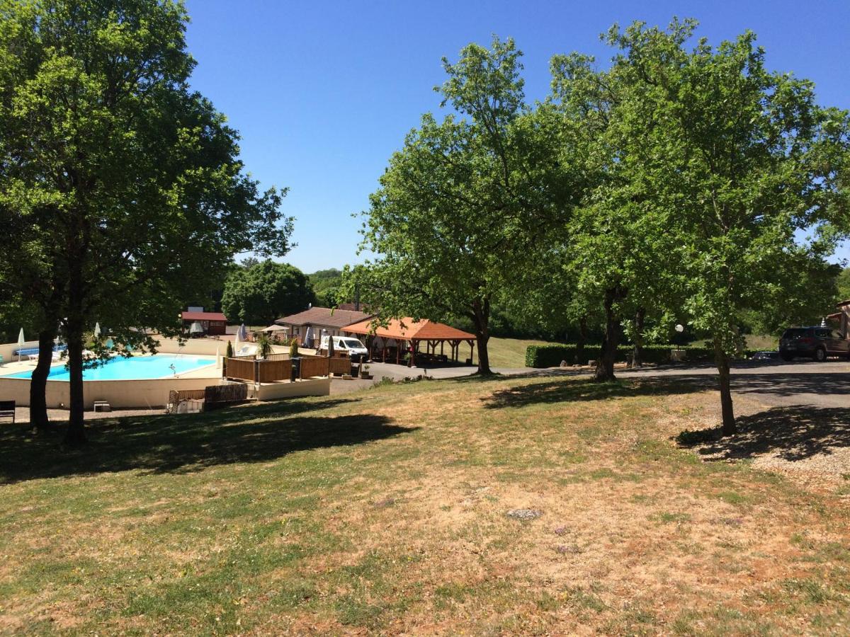 Les Sentiers Du Causse Hotel Lentillac-du-Causse Kültér fotó